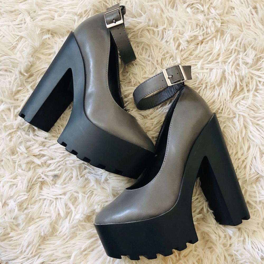 Adorable platform babydoll shoes